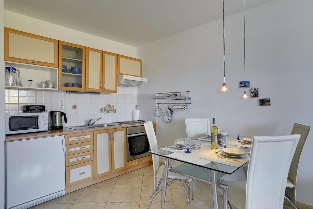 Apartment Frlan Ližnjan Екстериор снимка
