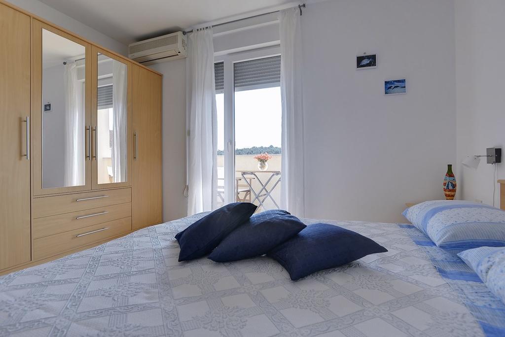 Apartment Frlan Ližnjan Екстериор снимка